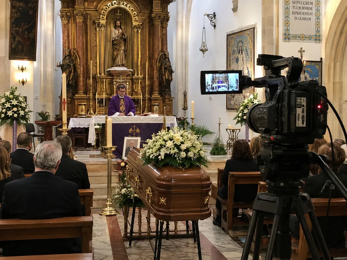 Funerales en streaming: cómo crear una despedida interactiva y cercana